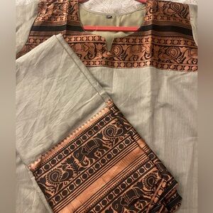 NEW Elegant Gray and Brown/Copper Patterned Kurta and Dupatta Set